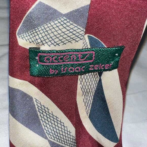 Stylish Accent by Isaac Zelcer Geometric Silk Tie - Picture 3 of 4